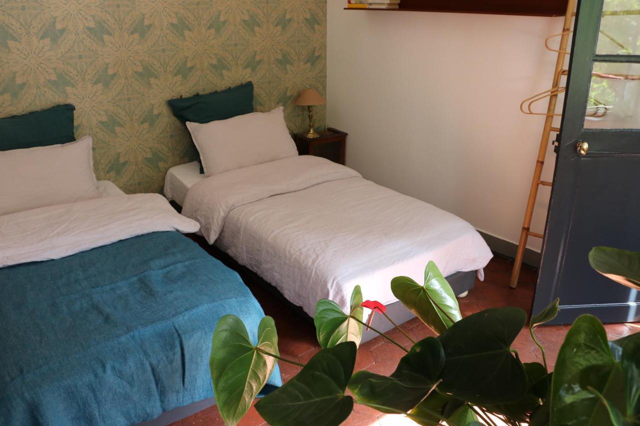 Le 66 Bed & Breakfast Париж Екстериор снимка