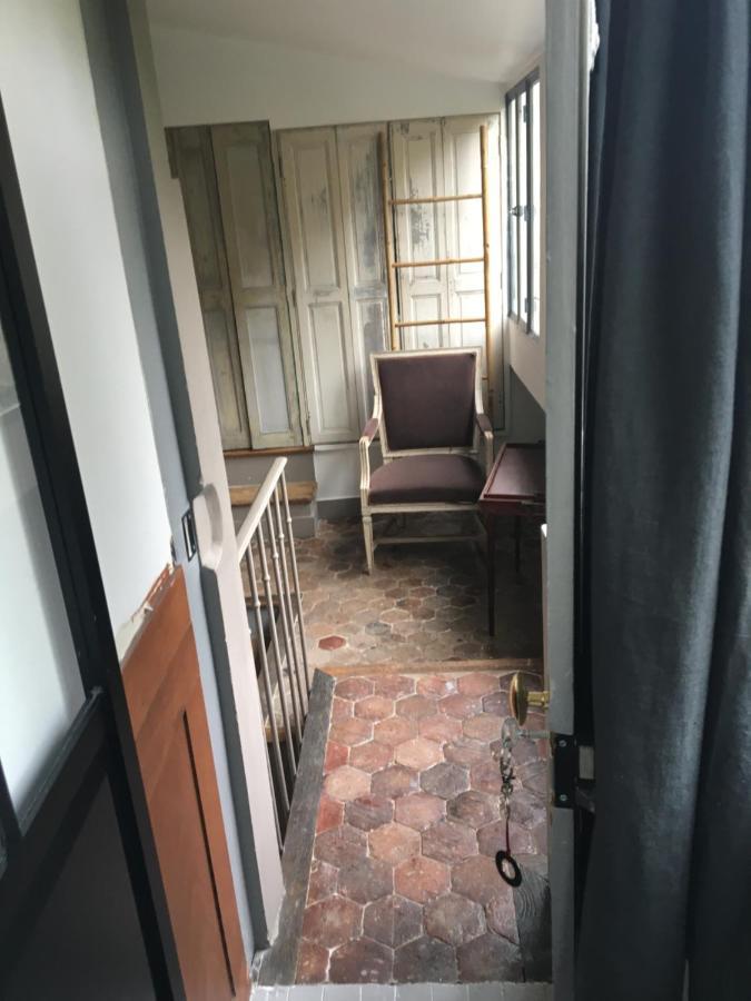 Le 66 Bed & Breakfast Париж Екстериор снимка